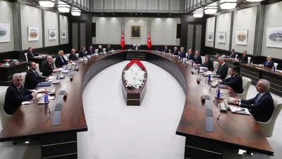 Kabine toplanıyor: Önemli konular masada olacak